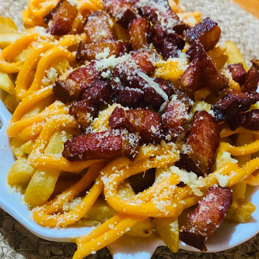 Batata especial com bacon e cheddar