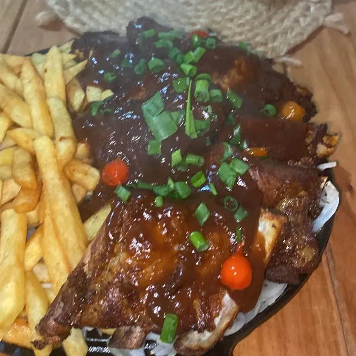 Costela suína ao molho barbecue